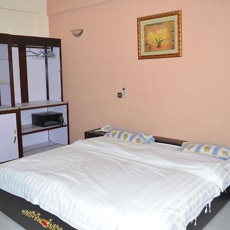Ouaga Beach Hotel 瓦加杜古 外观 照片