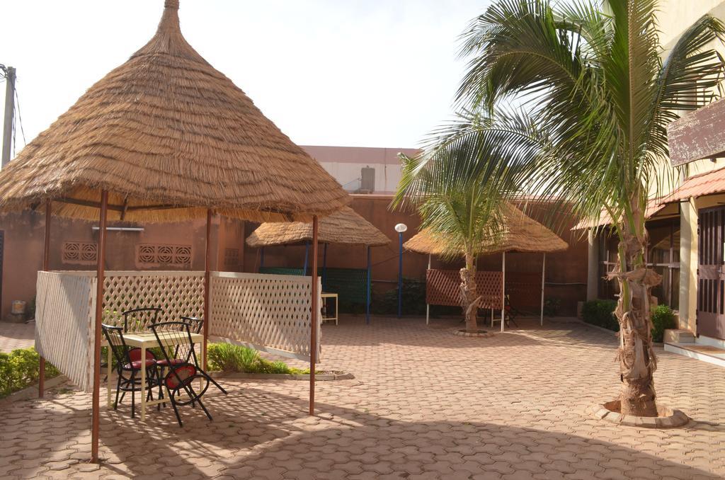 Ouaga Beach Hotel 瓦加杜古 外观 照片